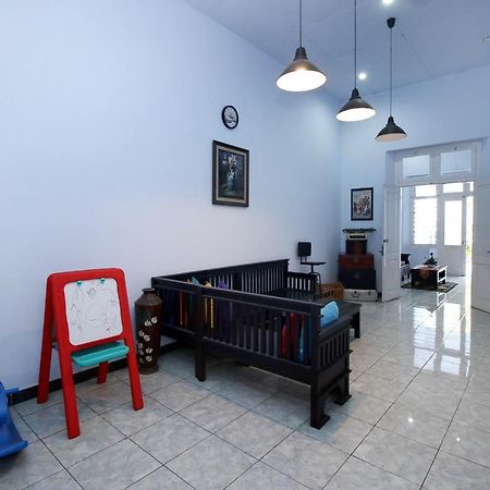 Reddoorz Near Stasiun Lawang Hotel Buitenkant foto