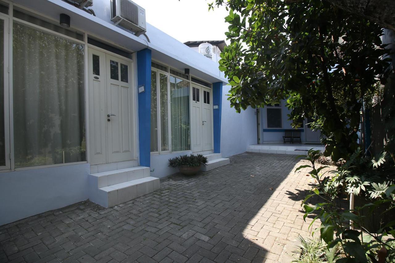 Reddoorz Near Stasiun Lawang Hotel Buitenkant foto